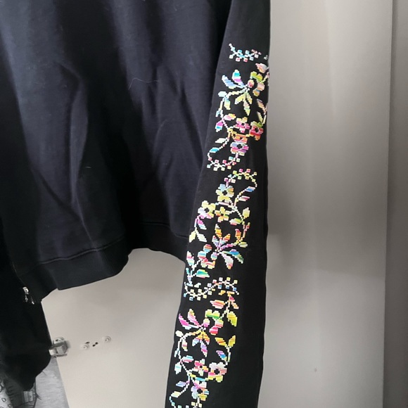 Drop Dead Sweater - Picture 3 of 3